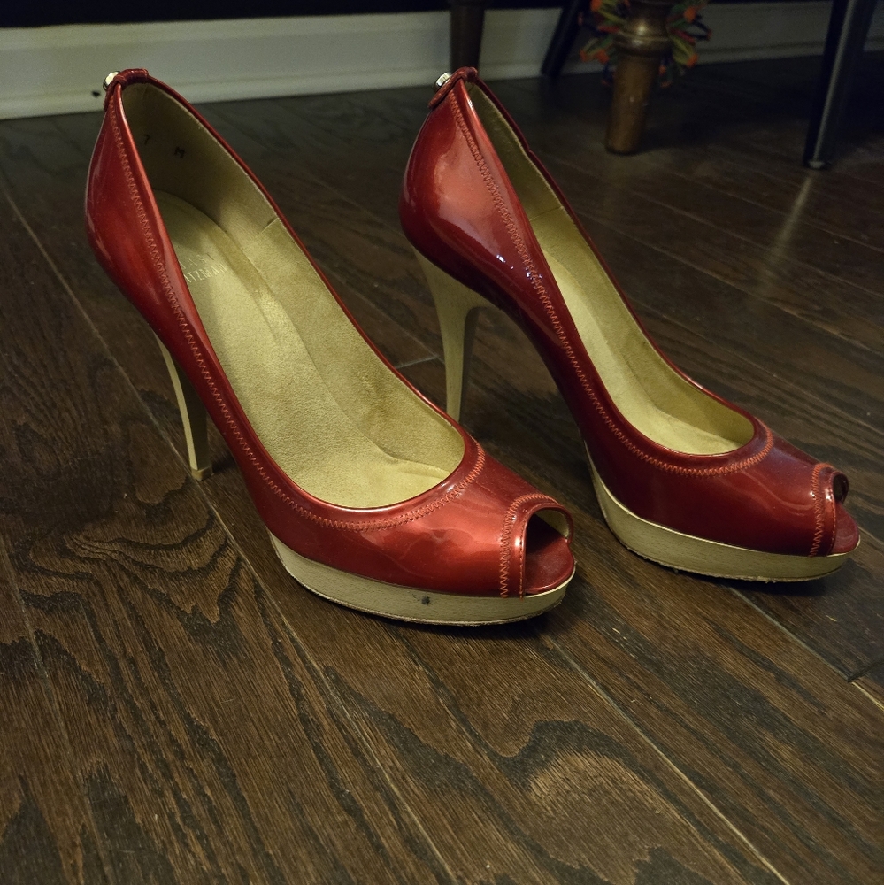 Stuart weitzman peep toe pump